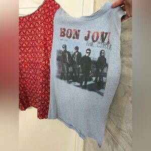 Light Blue Graphic Tank Top - The Circle